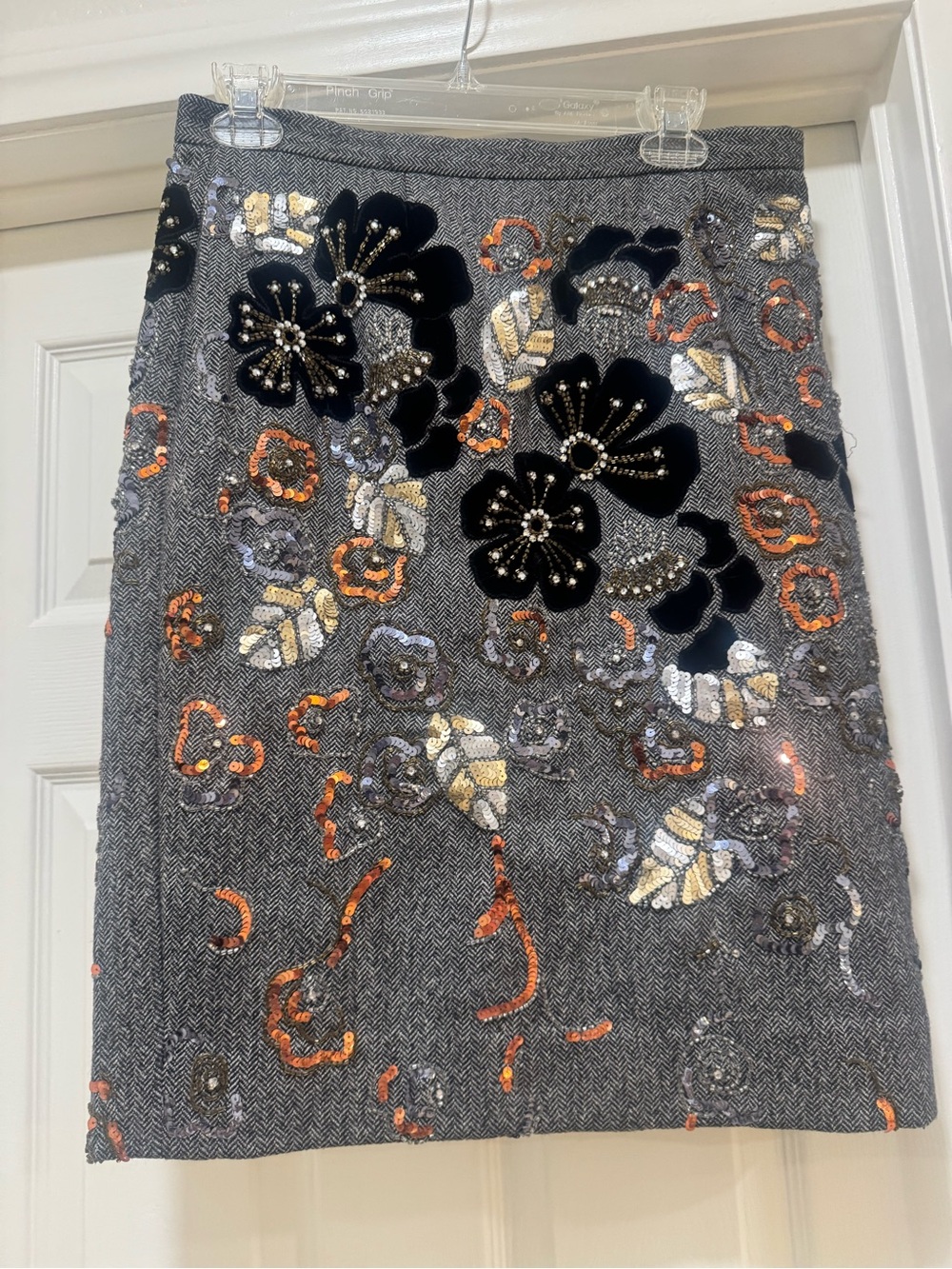 Embellished Gray Floral Sequin Pencil Skirt